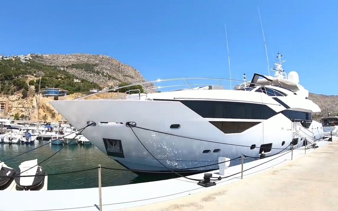 享受生活——价值1320万英镑的豪华游艇 sunseeker 116