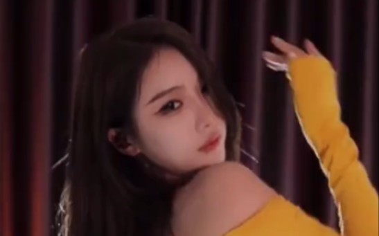 【斗鱼-奶优米】竖屏-太烧了,太性感了,拿好纸巾19