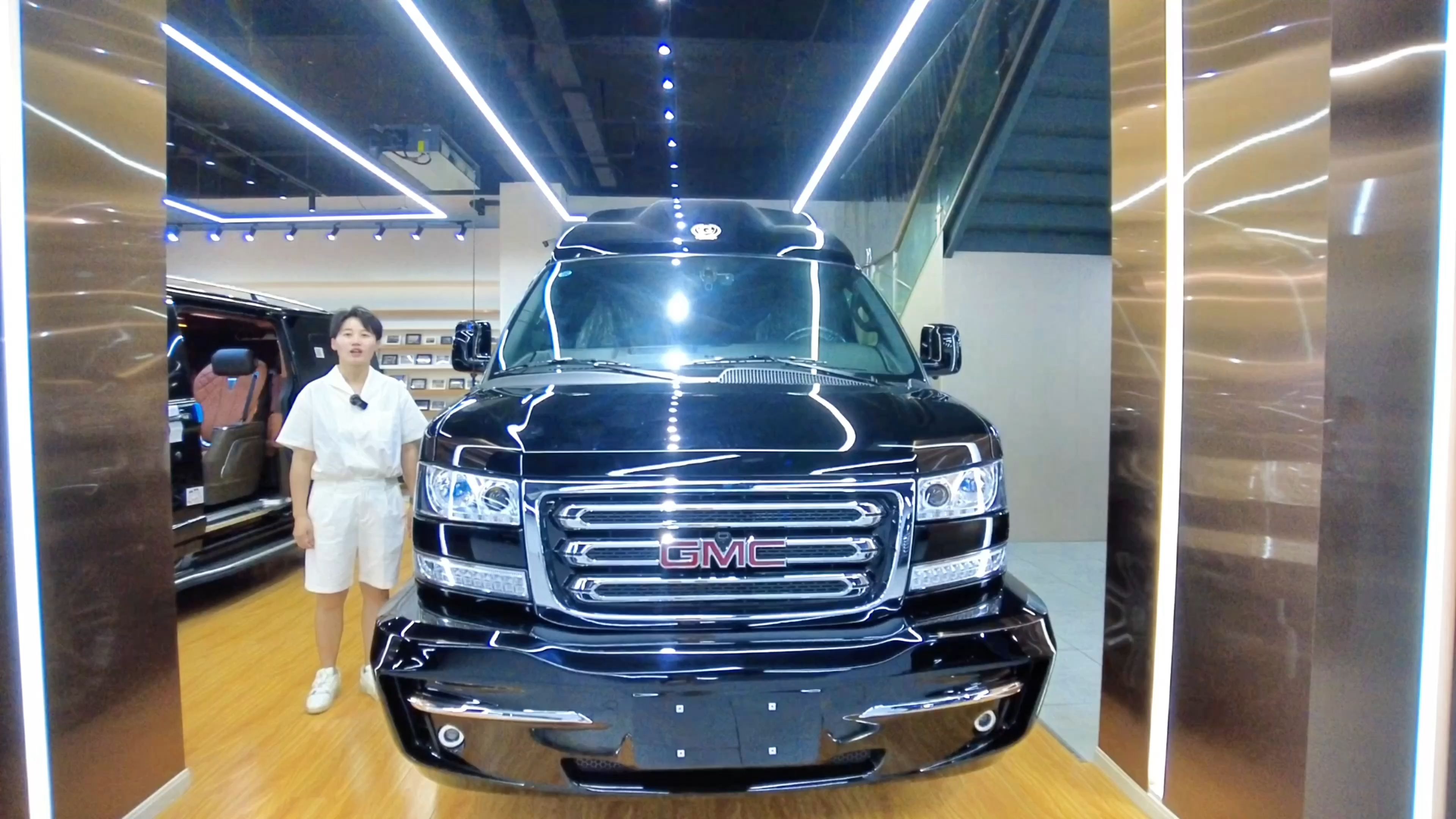 首席鉴车官 百万级商务mpv保姆车中的顶流选择 2024款新原装进口gmc