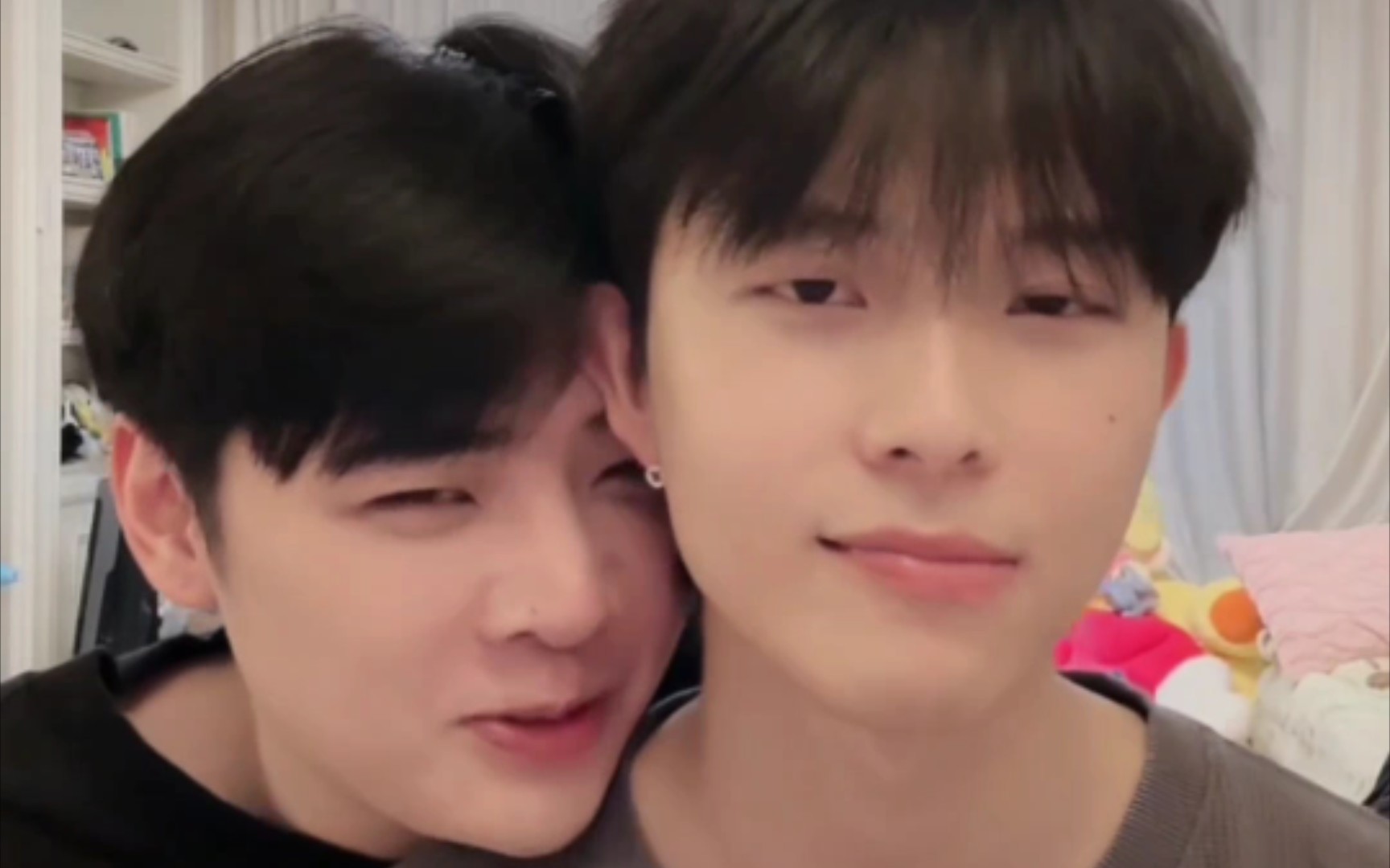 嘉新饼干 会吵会闹但不会分开