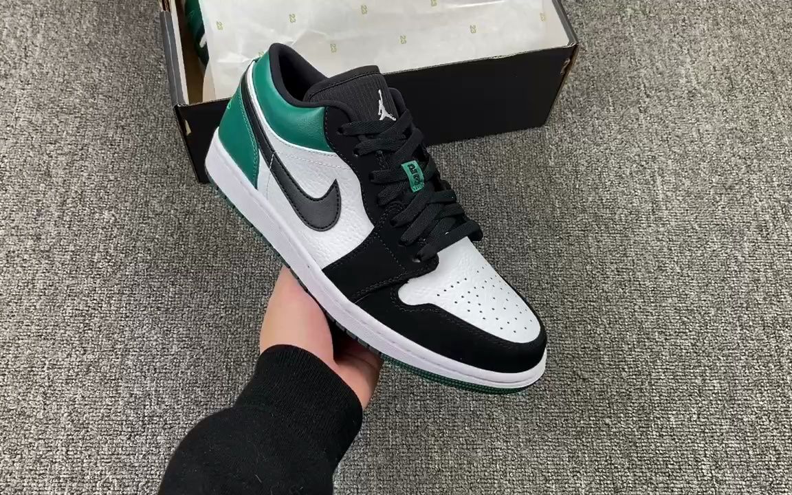为你介绍莆田鞋 耐克乔丹 air jordan 1 low aj1低帮 黑绿脚趾 低帮