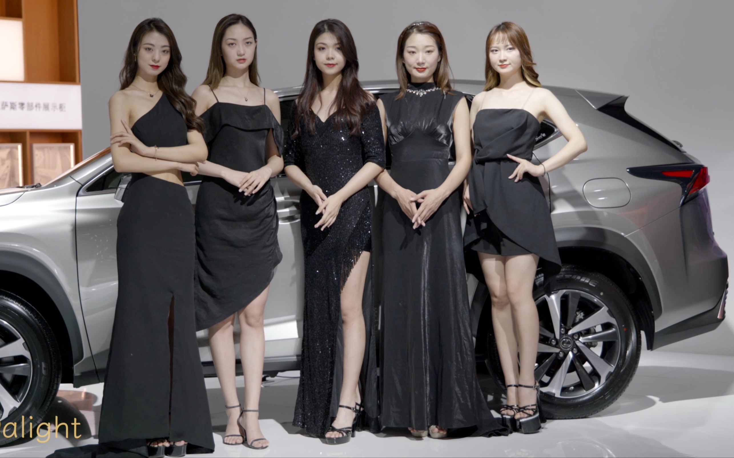 雷克萨斯五车模同台2021长春车展(现场原声)