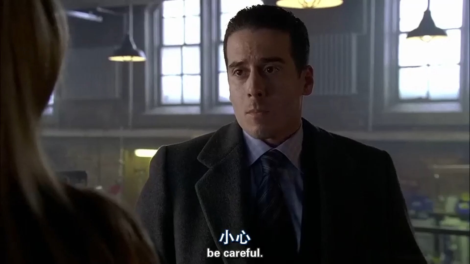 危机边缘第一季第一集p-5