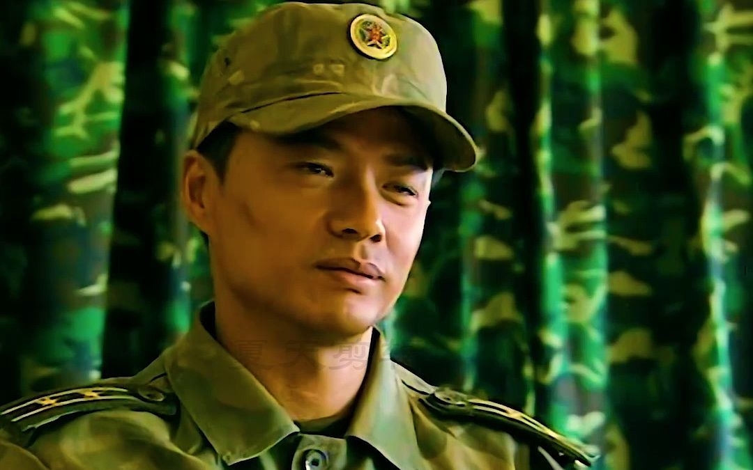 士兵突击71-袁朗看上的人,很少有他劝不了,留不下的