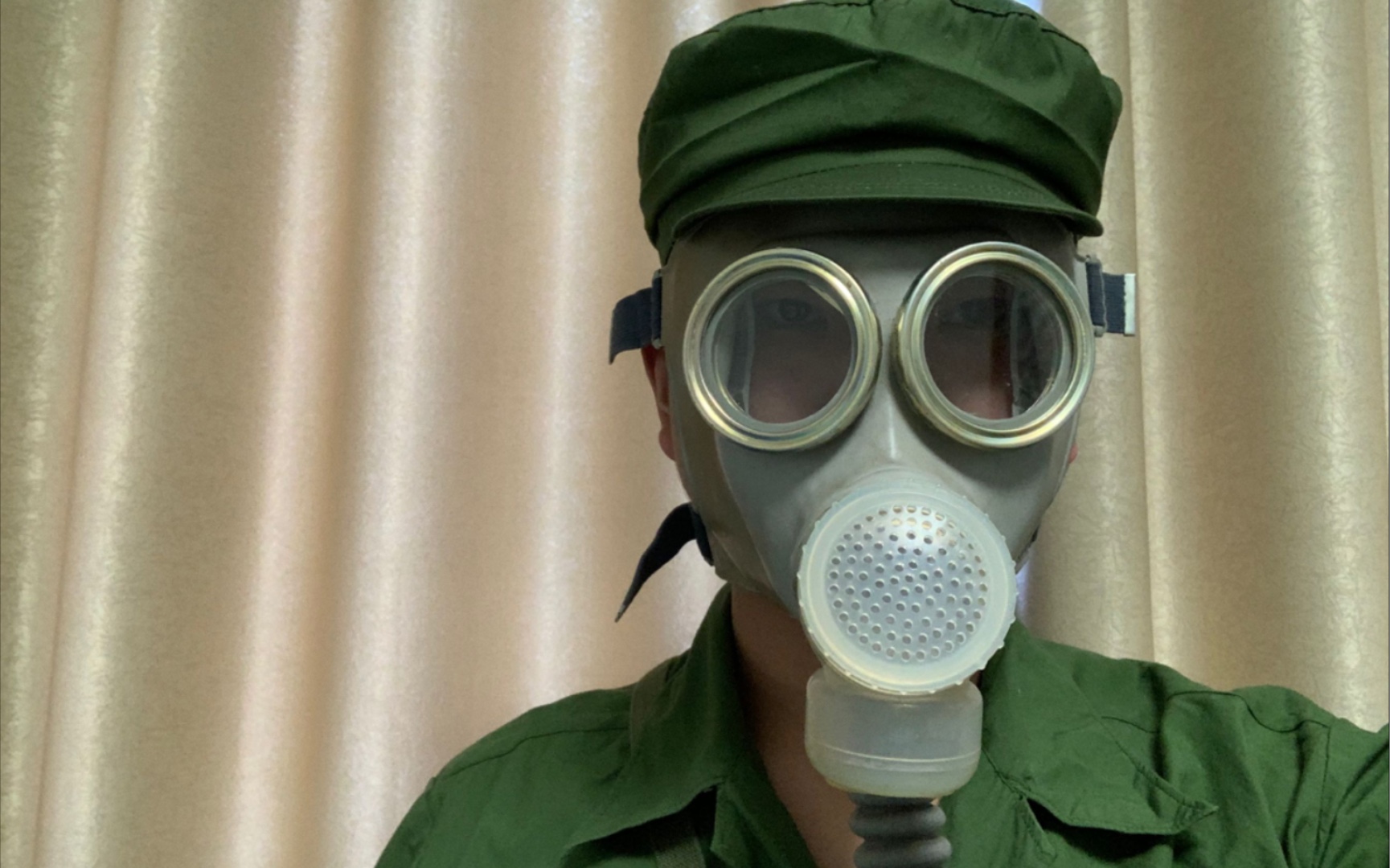 不正经的64式防毒面具讲解._哔哩哔哩 (゜-゜)つロ 干杯~-bilibili