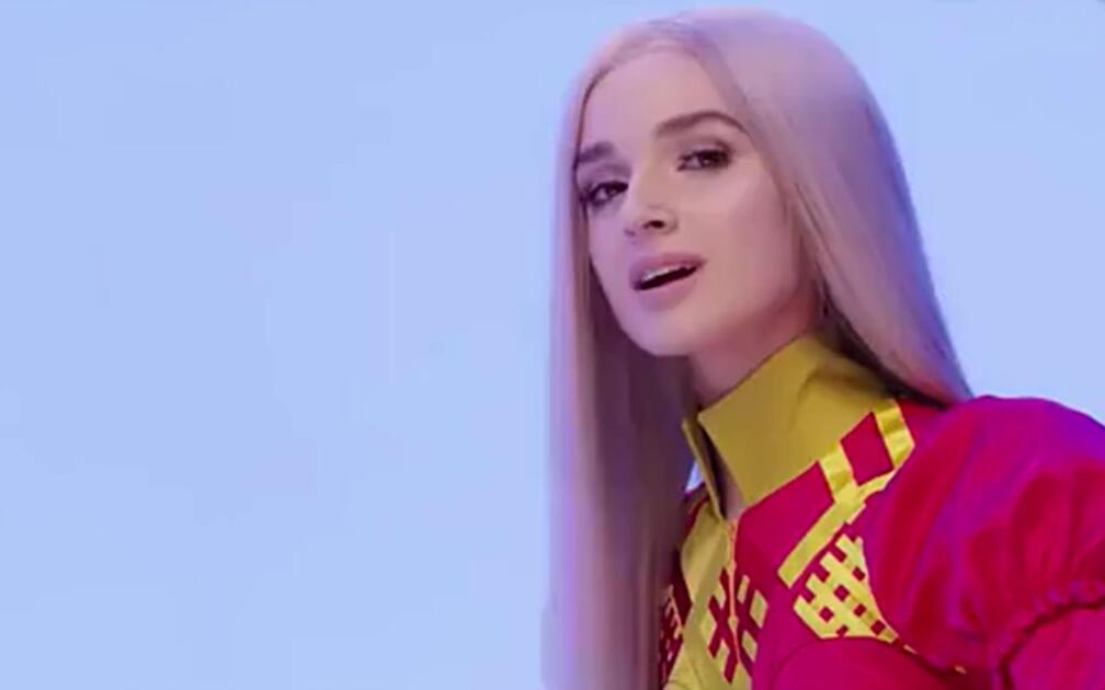 听一遍, 就忘不了的BGM! 就是不知道名字, 终于找到原版了。_哔哩哔哩_