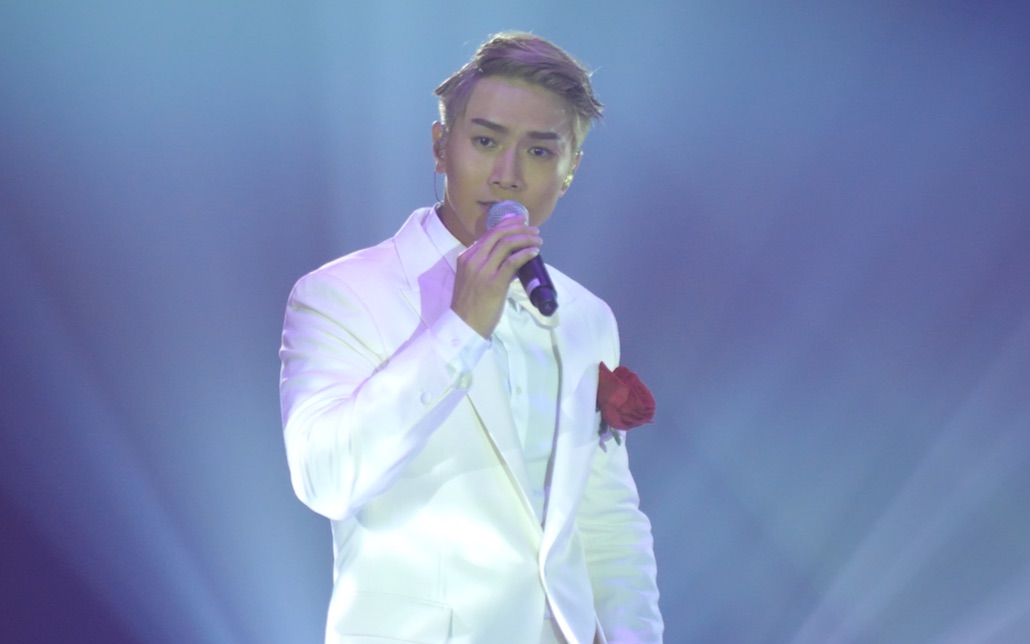 陈柏宇 - rudolph the red mose(live@『jason chan not alone live』