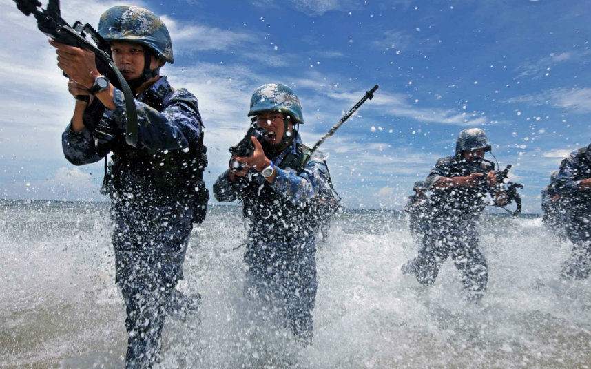 《制胜!中国海军陆战队》之二《抢滩登陆》