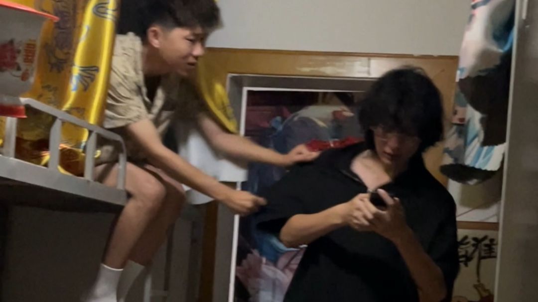 大学生捣鼓