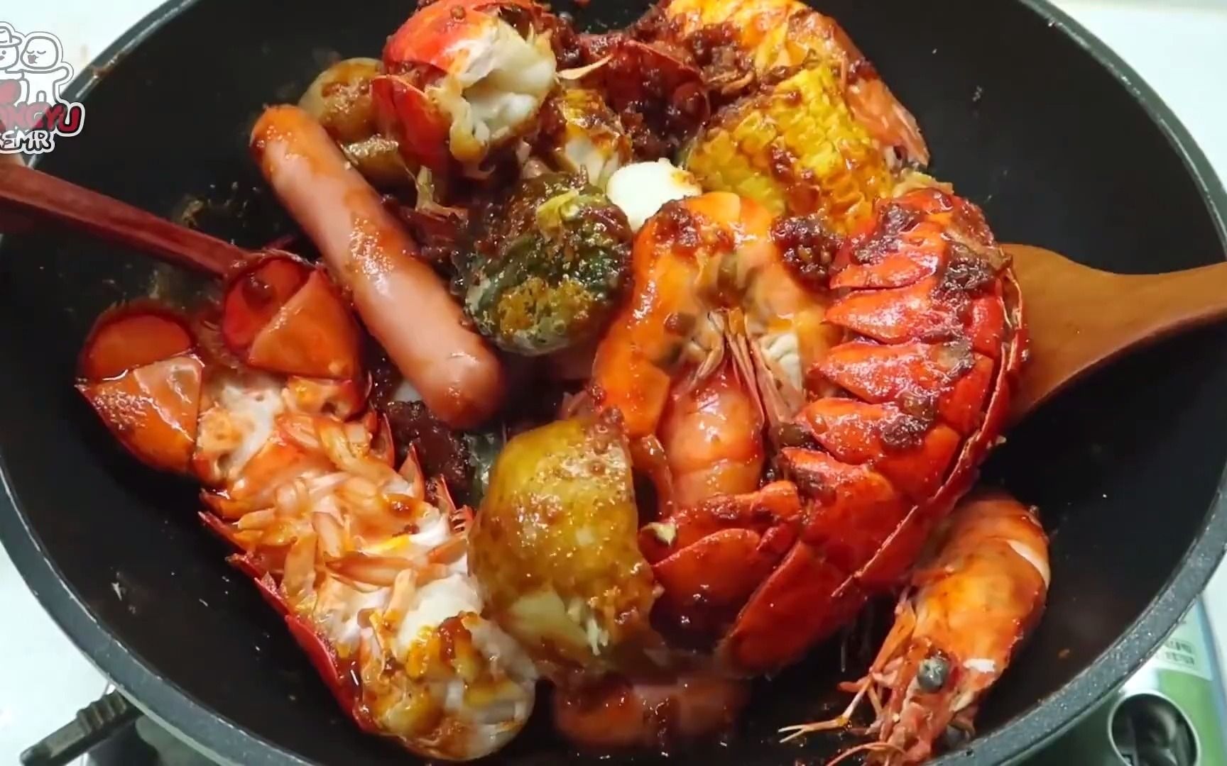 【咀嚼音】hongyu的香辣虾鲍鱼螃蟹龙虾尾