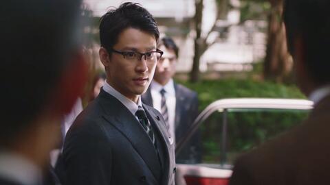 西島秀俊が 社会貢献型ヤクザ に 映画 任俠学園 特報解禁 主題歌はスカパラの ツギハギカラフル 哔哩哔哩 つロ 干杯 Bilibili