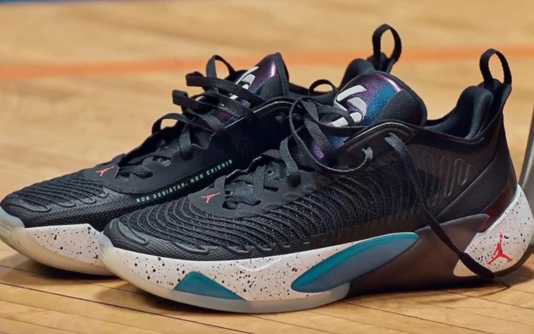 【1080p】jordan luka 1东契奇一代篮球鞋宣传图