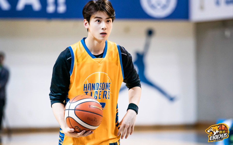 【车银优】【blue flame】帅气的车银优在线投篮