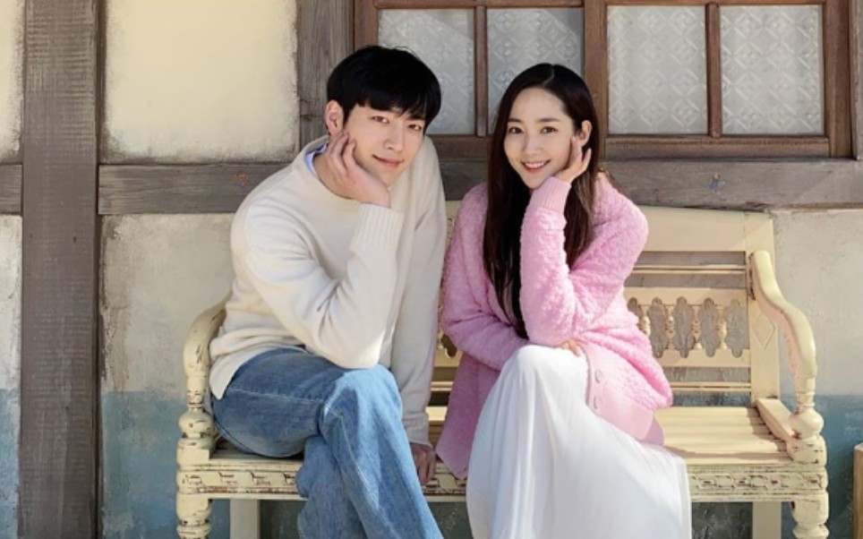 《天气好的话,我会去找你》   徐康俊 × 朴敏英丨林恩叶 × 睦