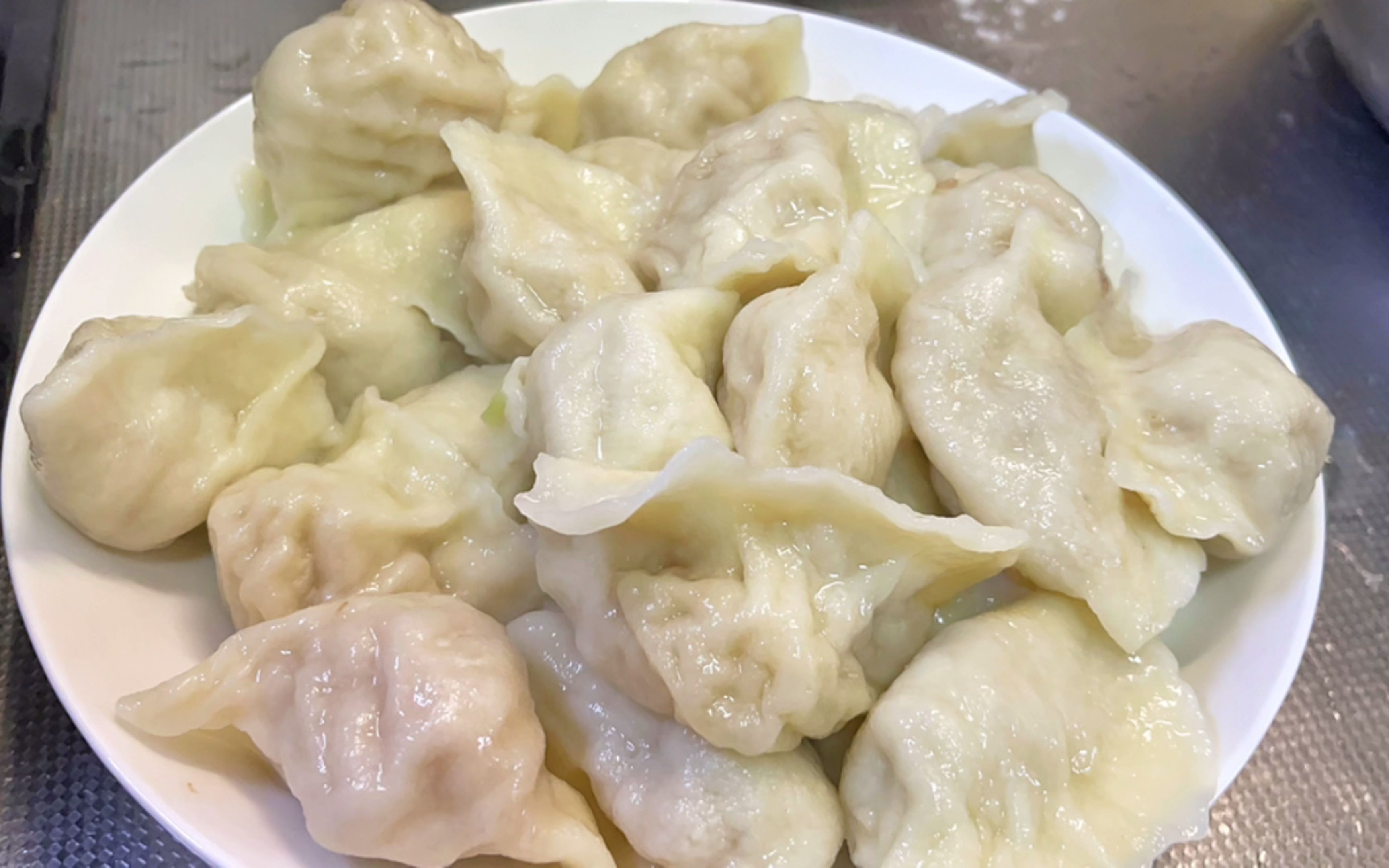 老饭骨羊肉馅饺子图片