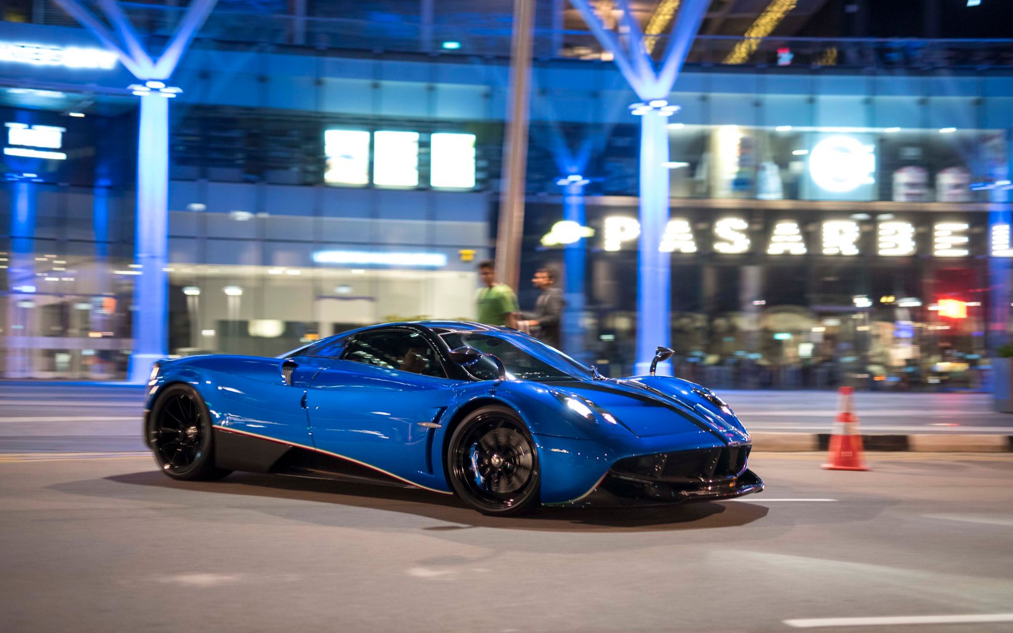 特别版风神帕加尼huayrasmeditiontempesta