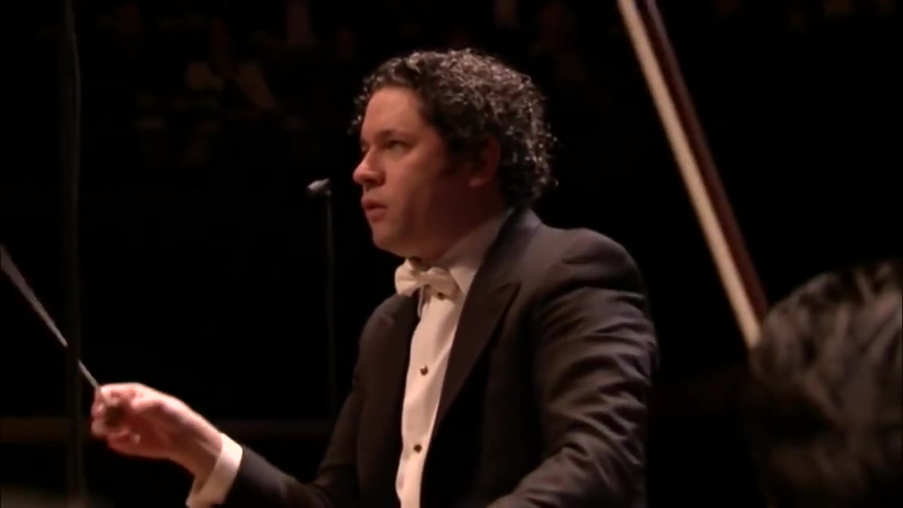 [图]Ludwig van Beethoven   Symphony No  5   Gustavo Dudamel HD-msolhqi-PC0