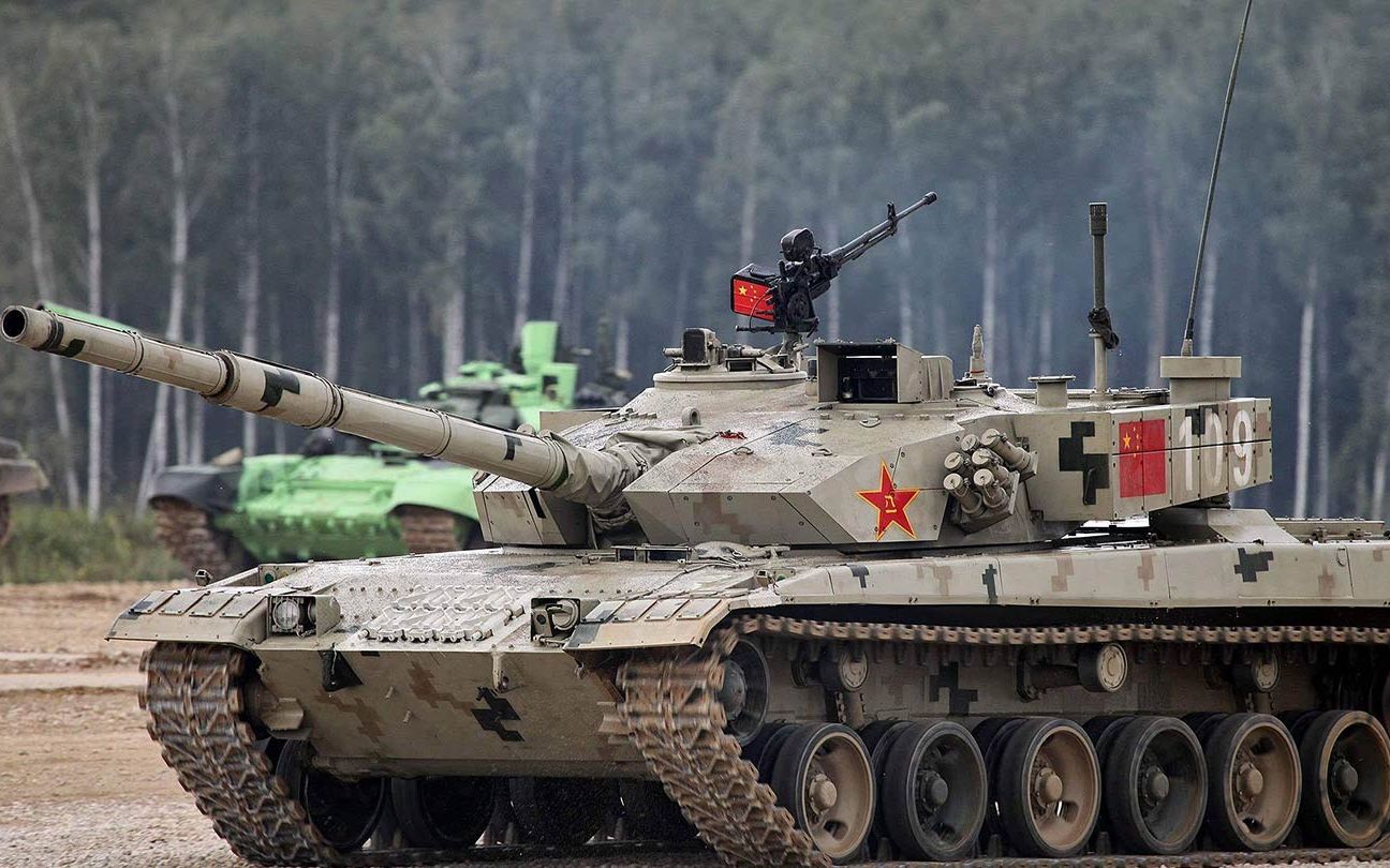 国产第四代主战坦克正式曝光采用无人炮塔双人车组