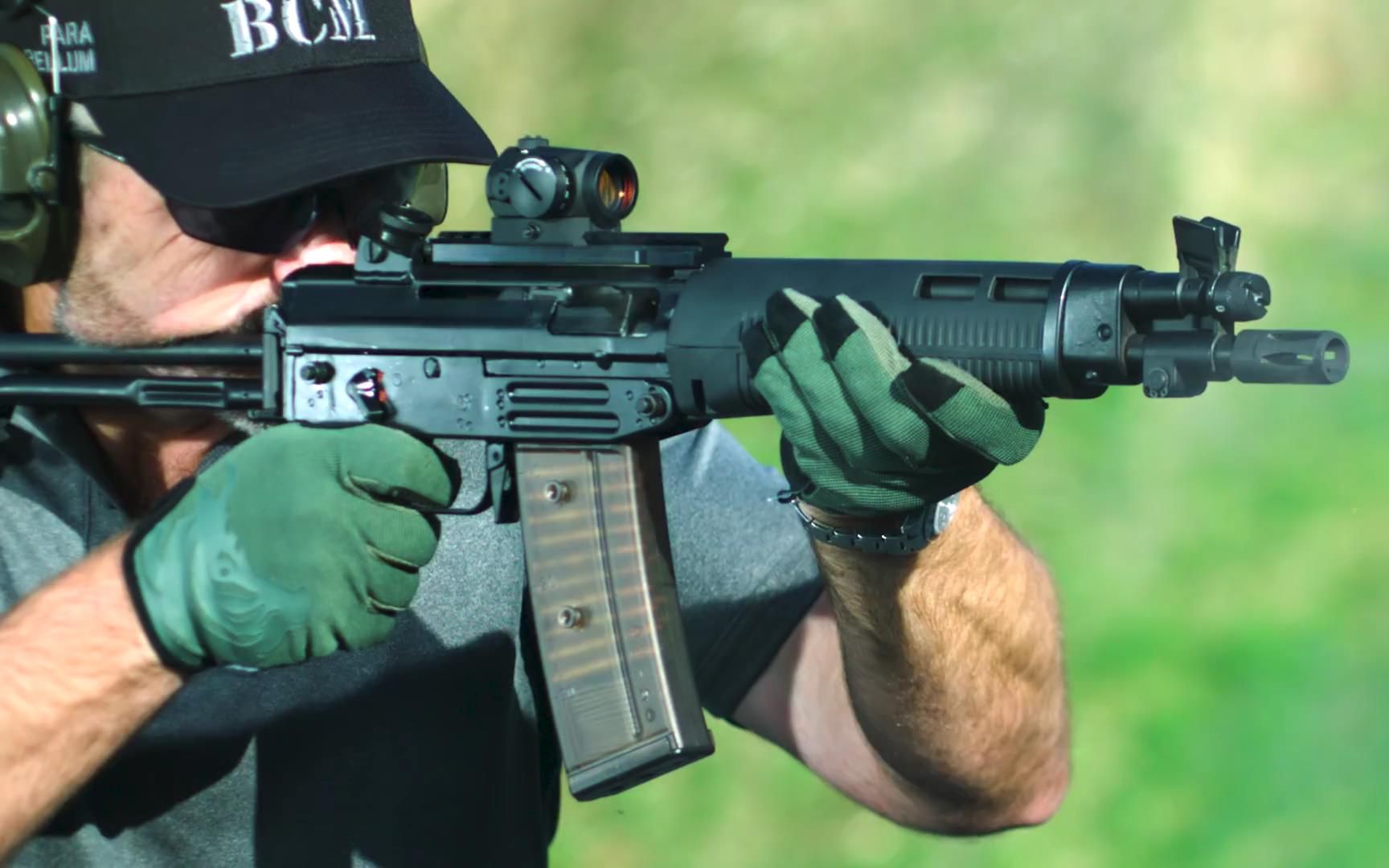 sig中承前启后的小口径突击步枪sg 540