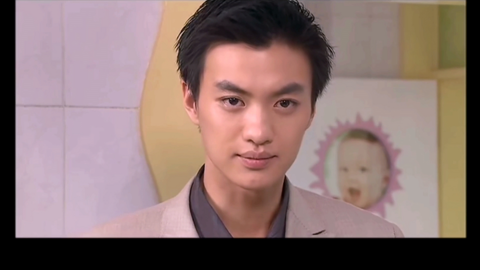 年轻的周一围演小三还挺帅的,没想到后来那么油腻