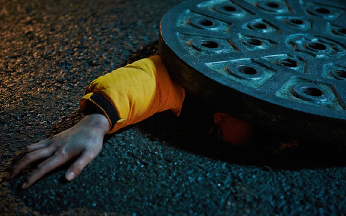 韩国住在下水道的变态,每天伏击路过的女生,尸体堆成山!