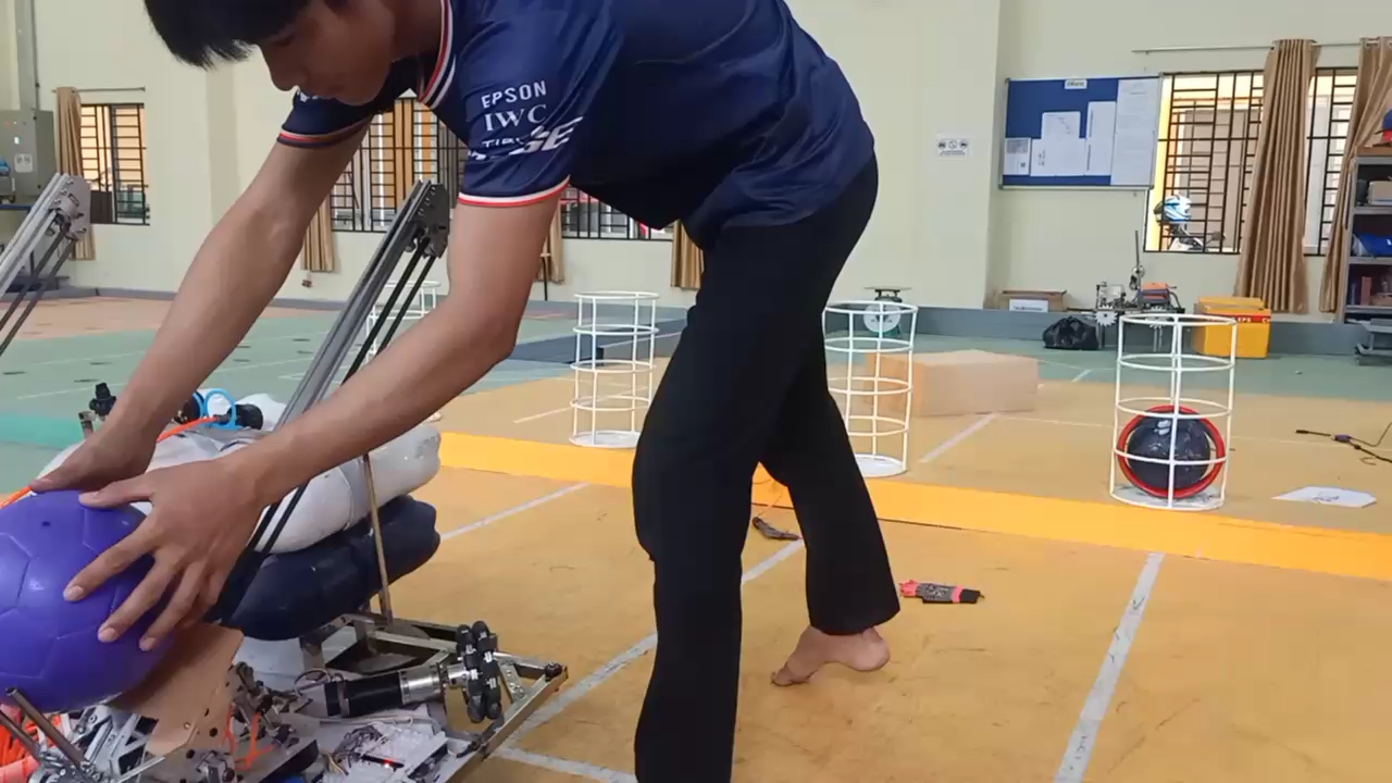 Test throw ball for robot R2 || Robocon 2024哔哩哔哩bilibili