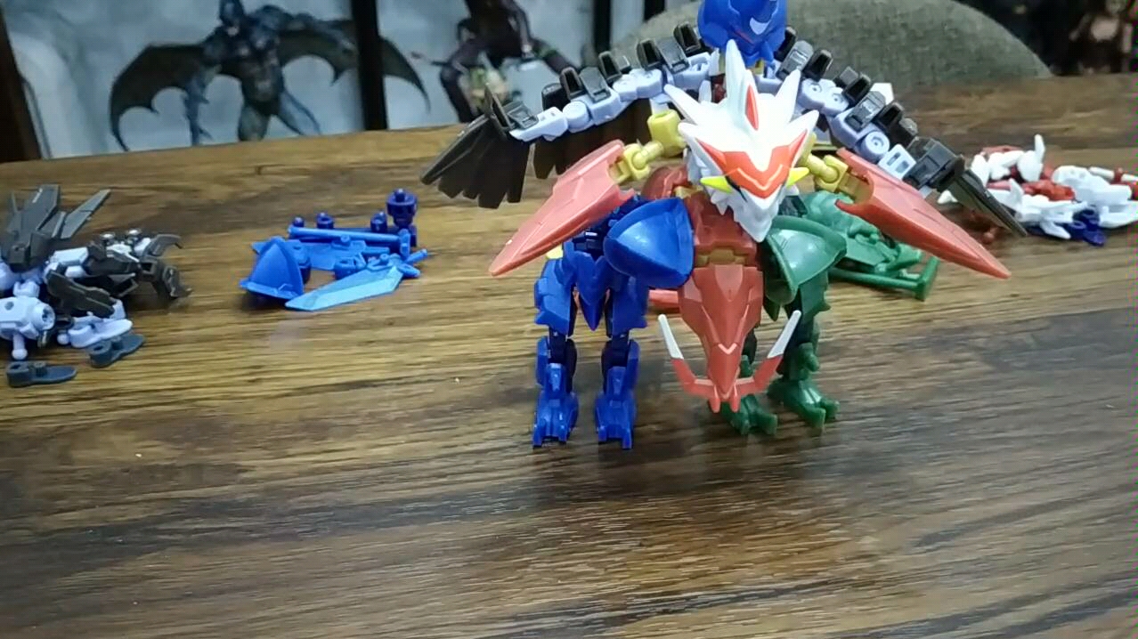 瞎玩摆弄180期万代食玩盒蛋animagear