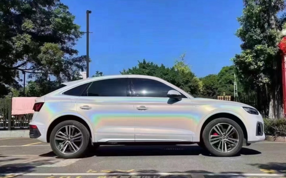 奥迪suv精品改色案例~pet七彩镭射白~领得华创改色膜~广东佛山工厂