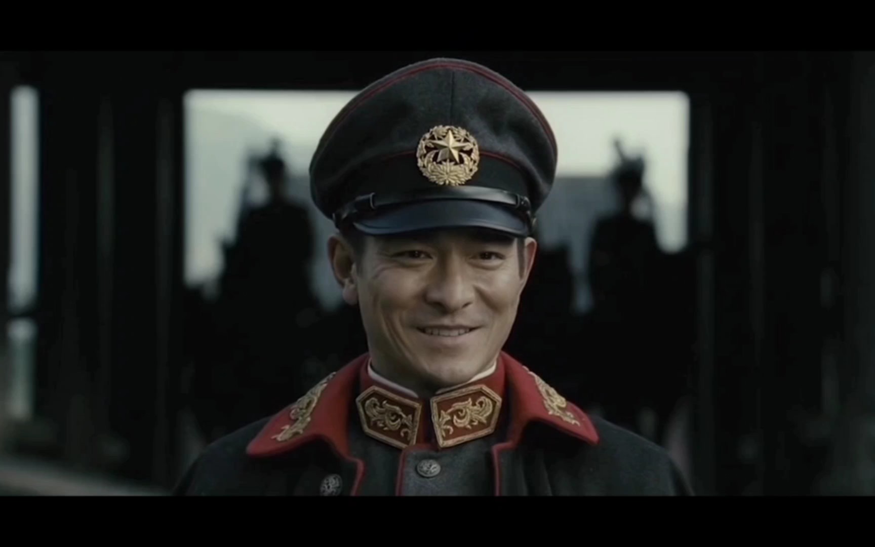 这才叫军阀!杀了你一样是我的.