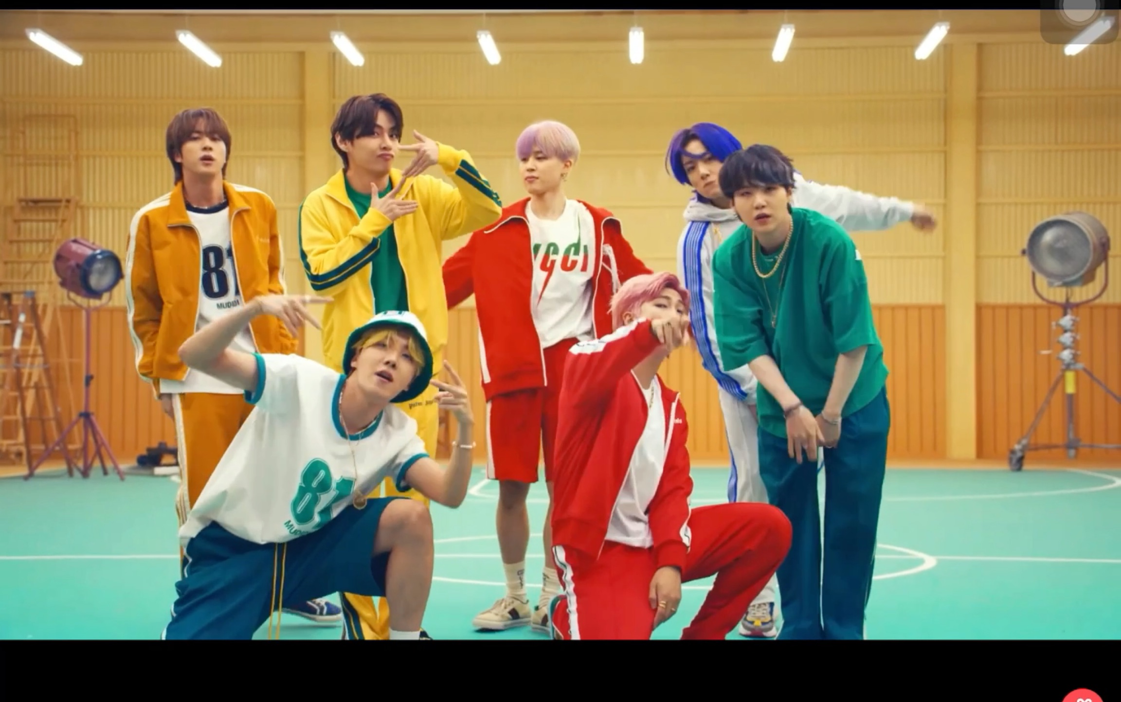 防弹少年团butter(cooler remix )official mv巴特来啦!