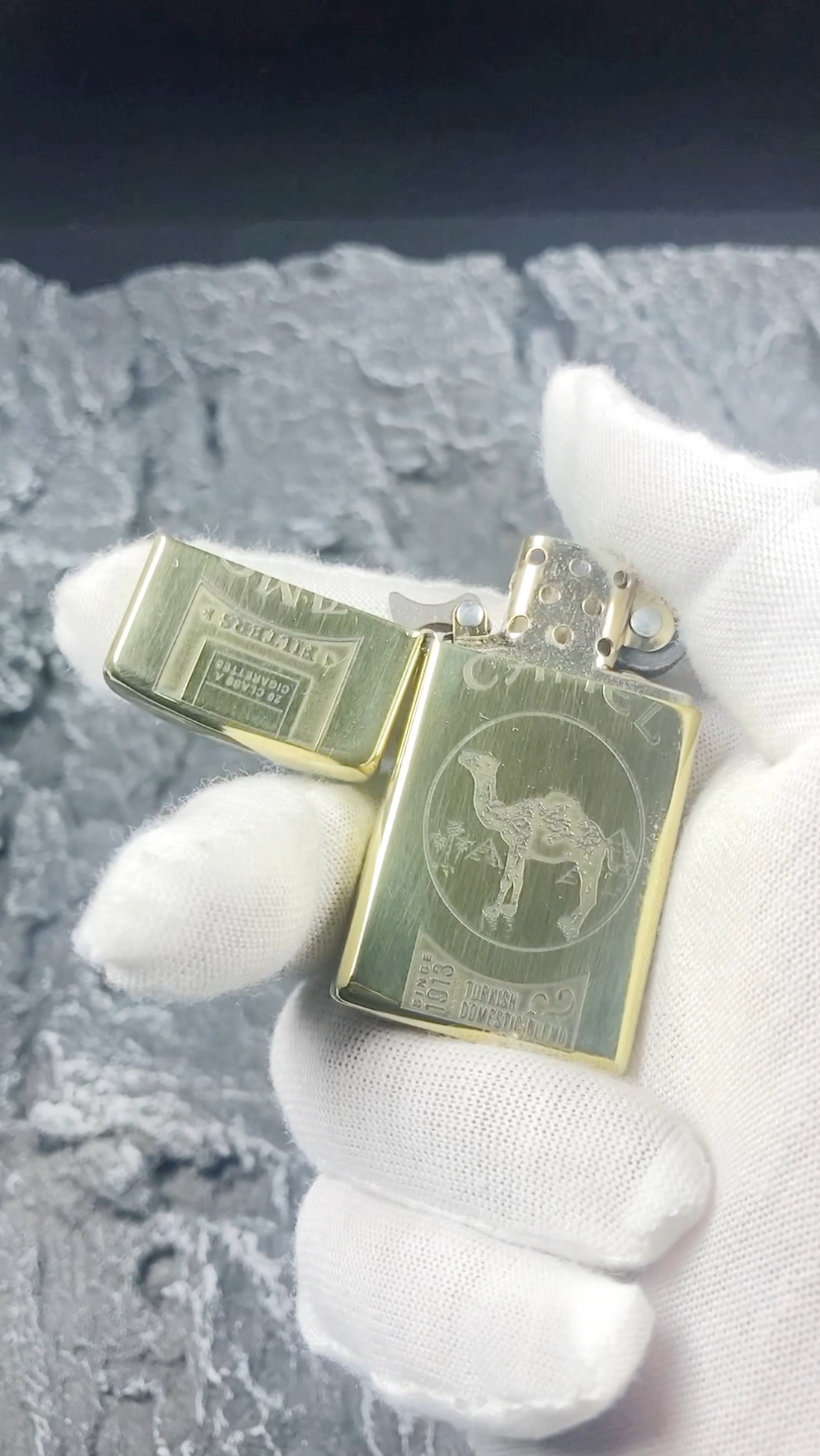 zippo骆驼纯铜:时尚与品质的完美结合