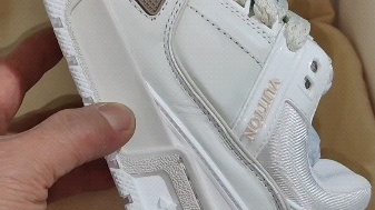 lv小胖丁面包鞋 够潮 够可爱7815路易斯威登louis vuitton