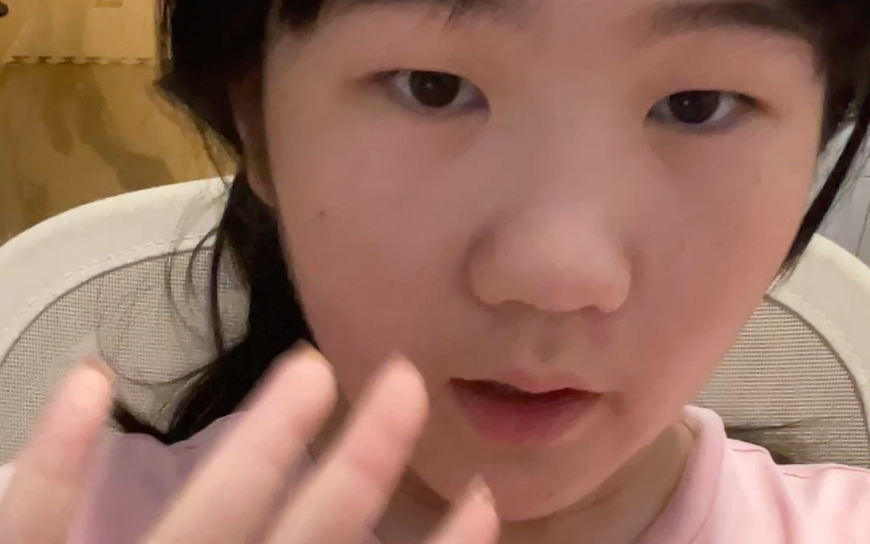 这是b站第一条露脸视频,然后以后我发的长视频就会记录我的一些生活