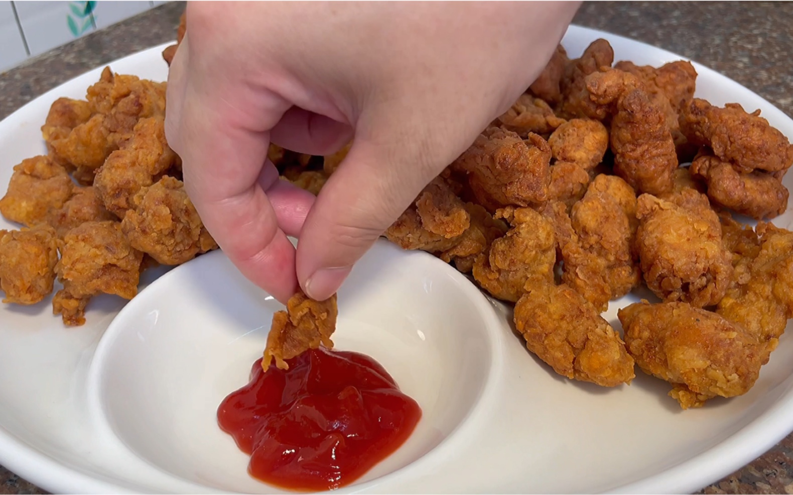 [图]花30自己在家做炸鸡肉，大人小孩都吃到饱是什么体验