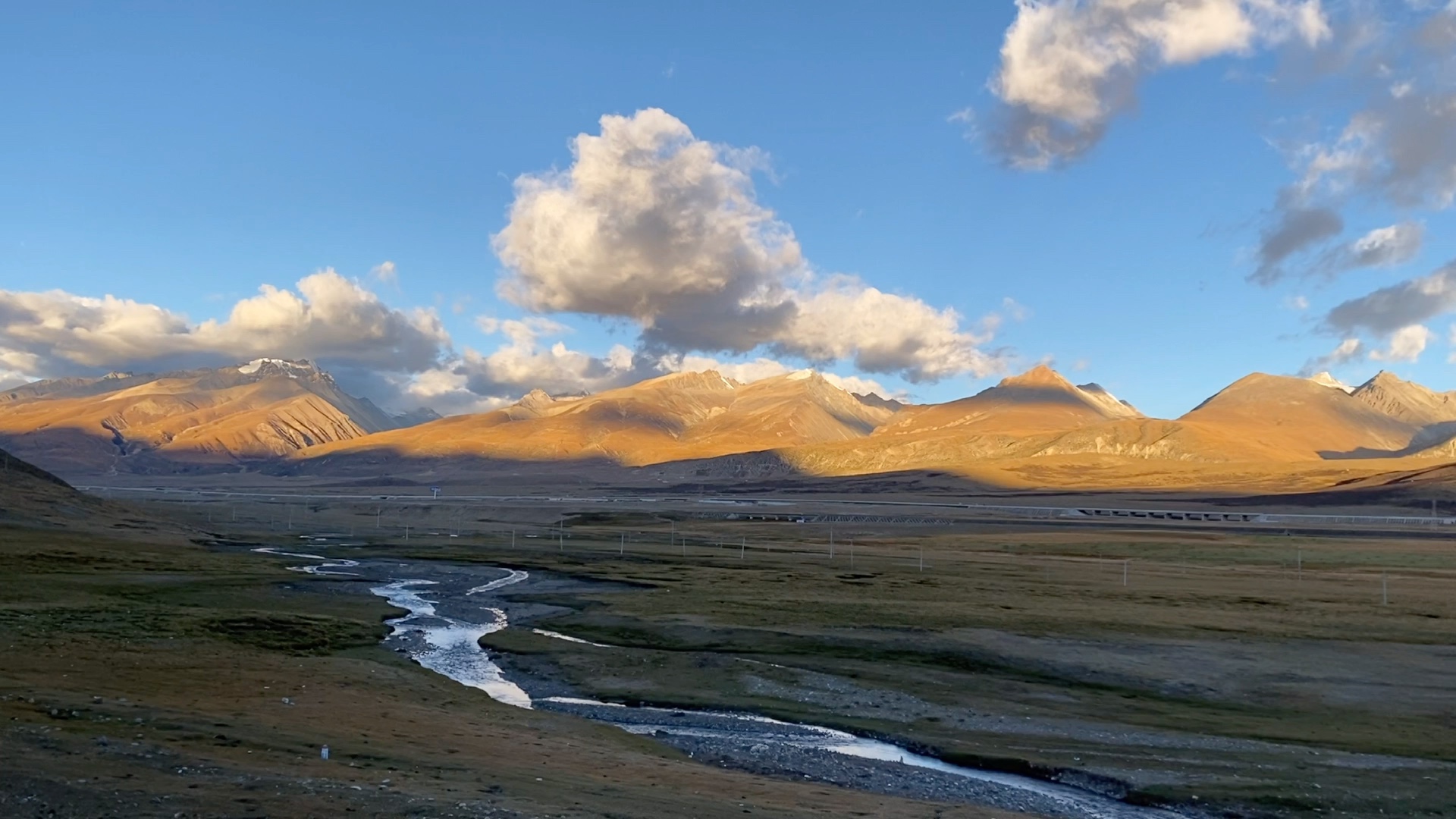 念青唐古拉山 日出