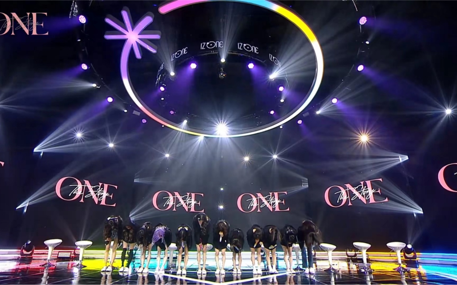 [图]210314 IZ*ONE ONLINE CONCERT ONE THE STORY 解散演唱会第二场终场