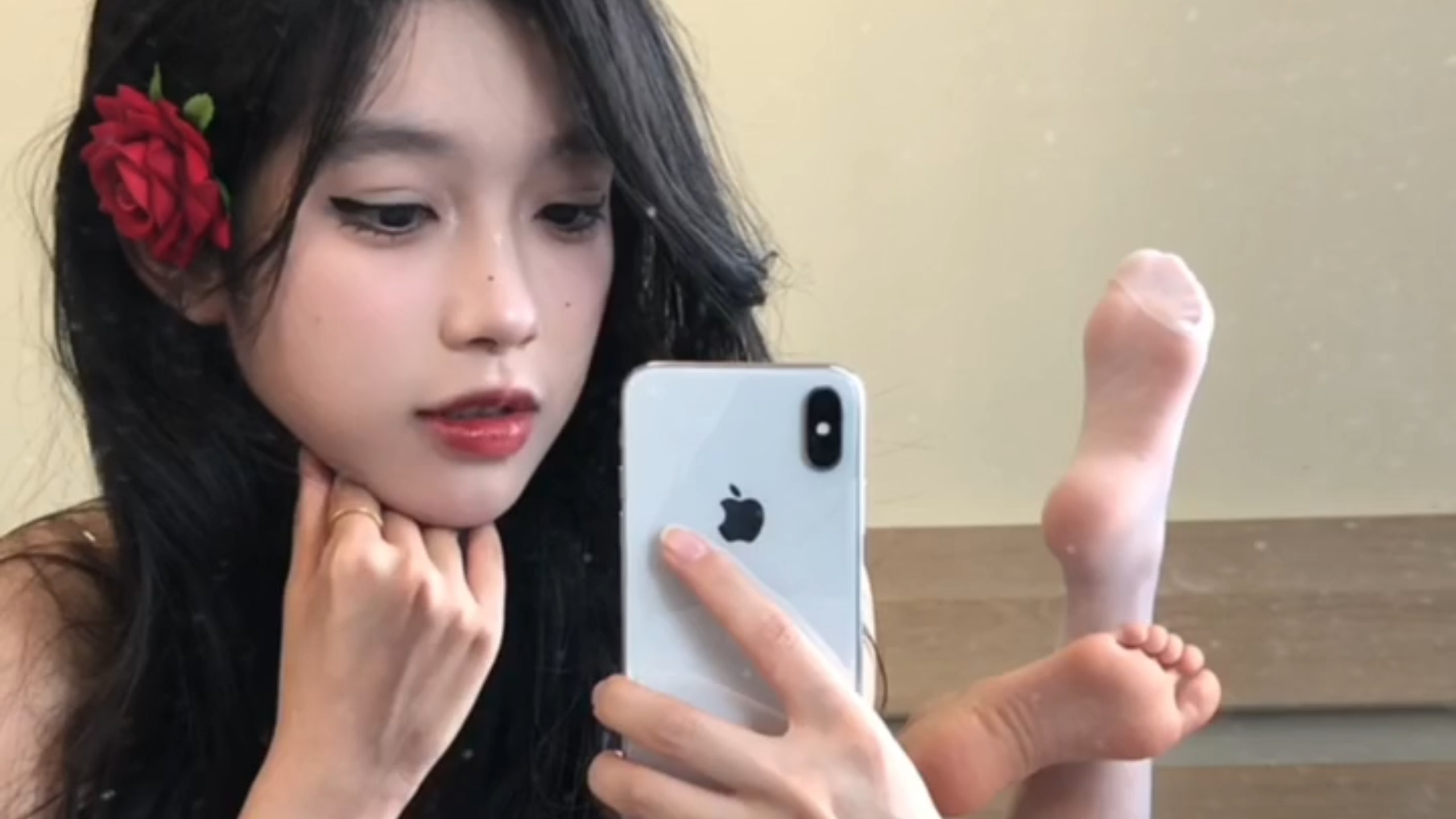 Her name？Please