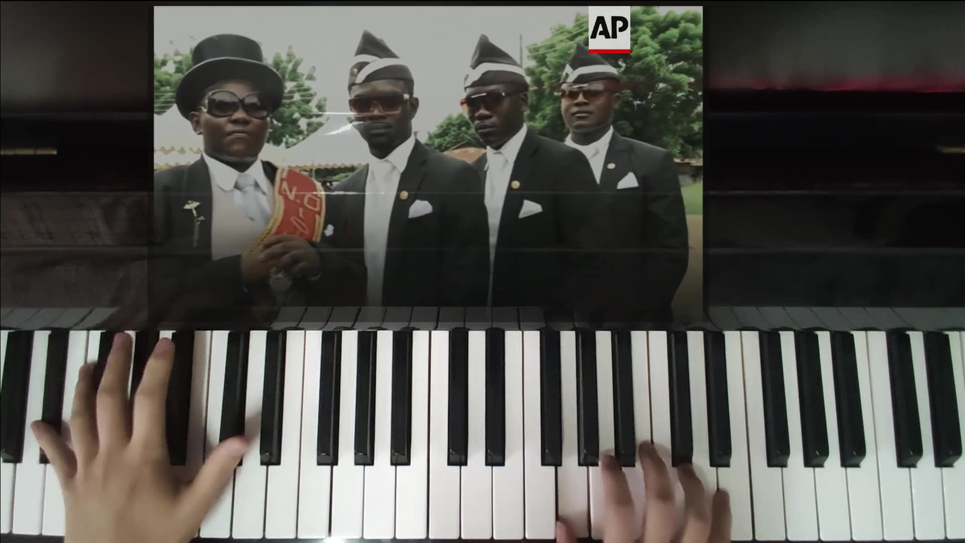 astronomia钢琴版黑人抬棺