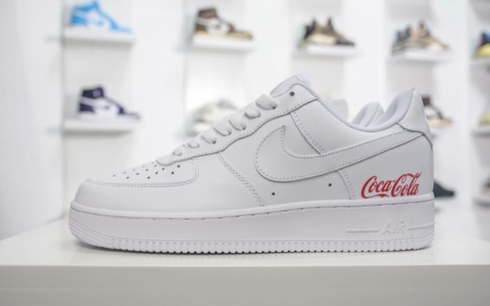 耐克 Nike Air Force 1 x Coca Cola 联名空军一号纯白可口可乐白红运动鞋货号315122111哔哩哔哩bilibili