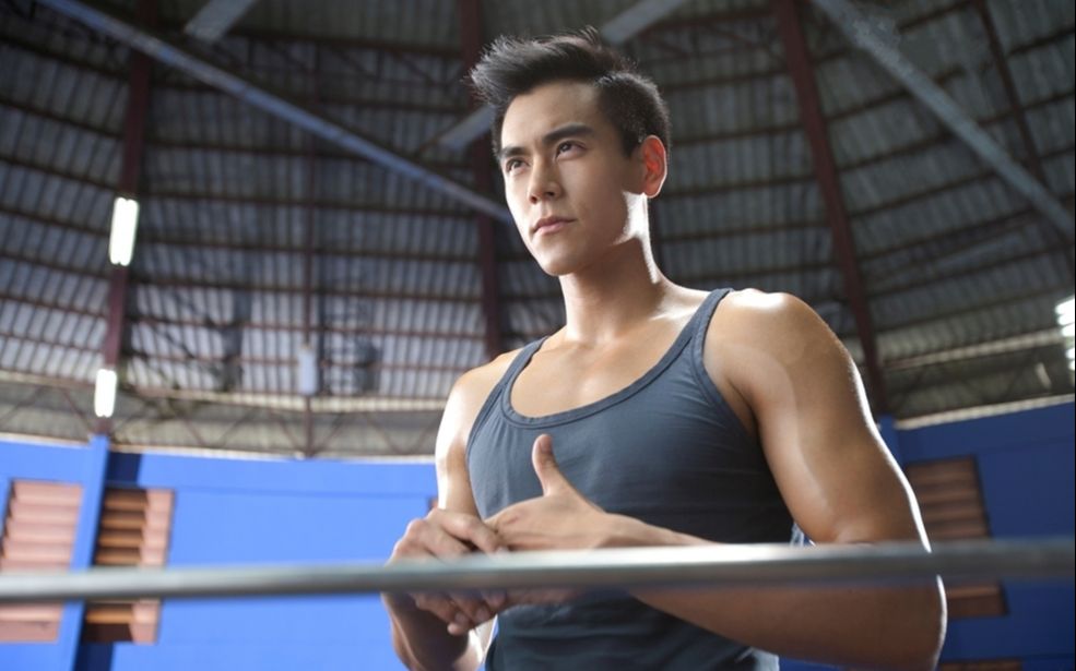 看看彭于晏就知道了-百特芙睐-彭于晏-哔哩哔哩视频