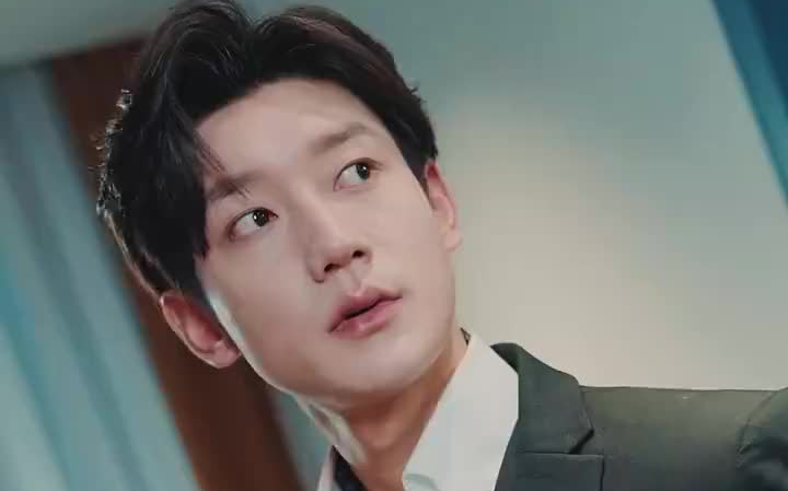 【张楚萱】【闪婚后,顾总马甲藏不住了】【鹿单东】