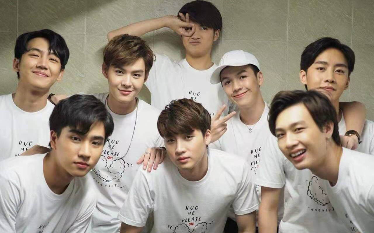 【不期八子|不期而爱】18年的夏天突然闯入,永远的不期永远的八子