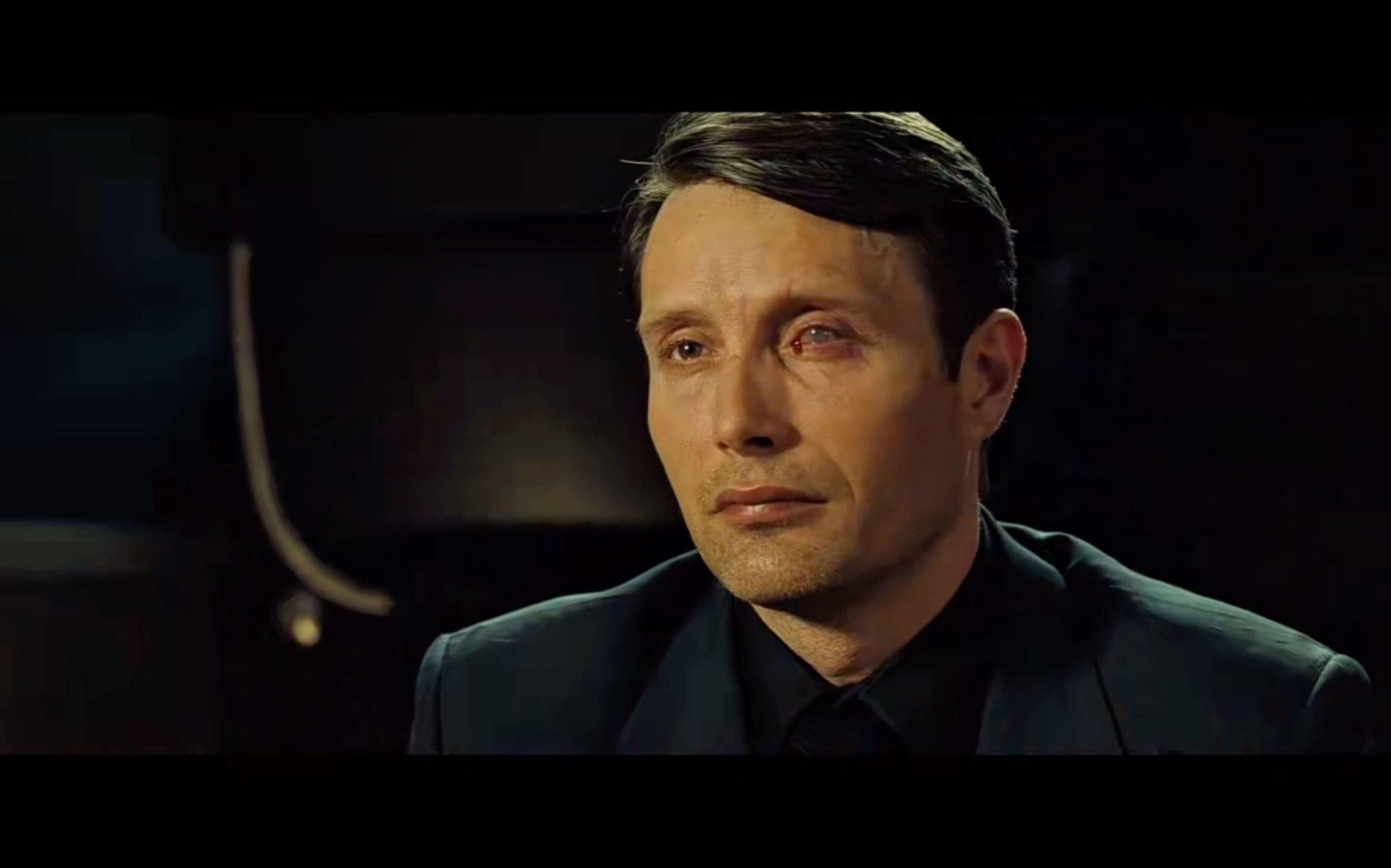 表面是看似掌控一切的大boss私下却是一紧张就会流血泪的脆弱爹勒西弗