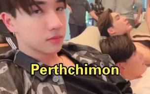 Download Video: Perthchimon，奇萌小宝贝装睡偷看泡芙！