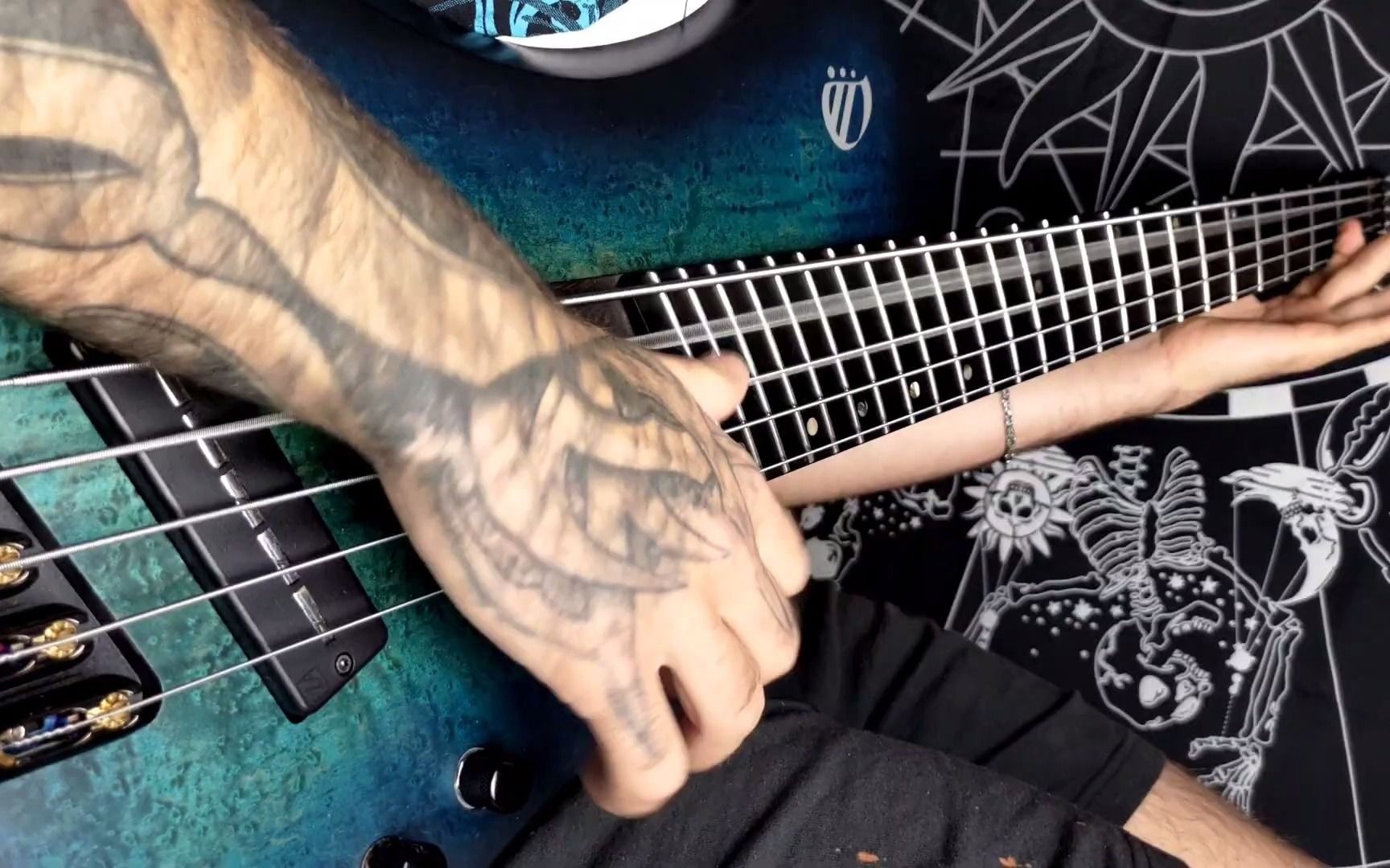 slaps演奏意大利放克乐队m02neskin(天际月光) 08