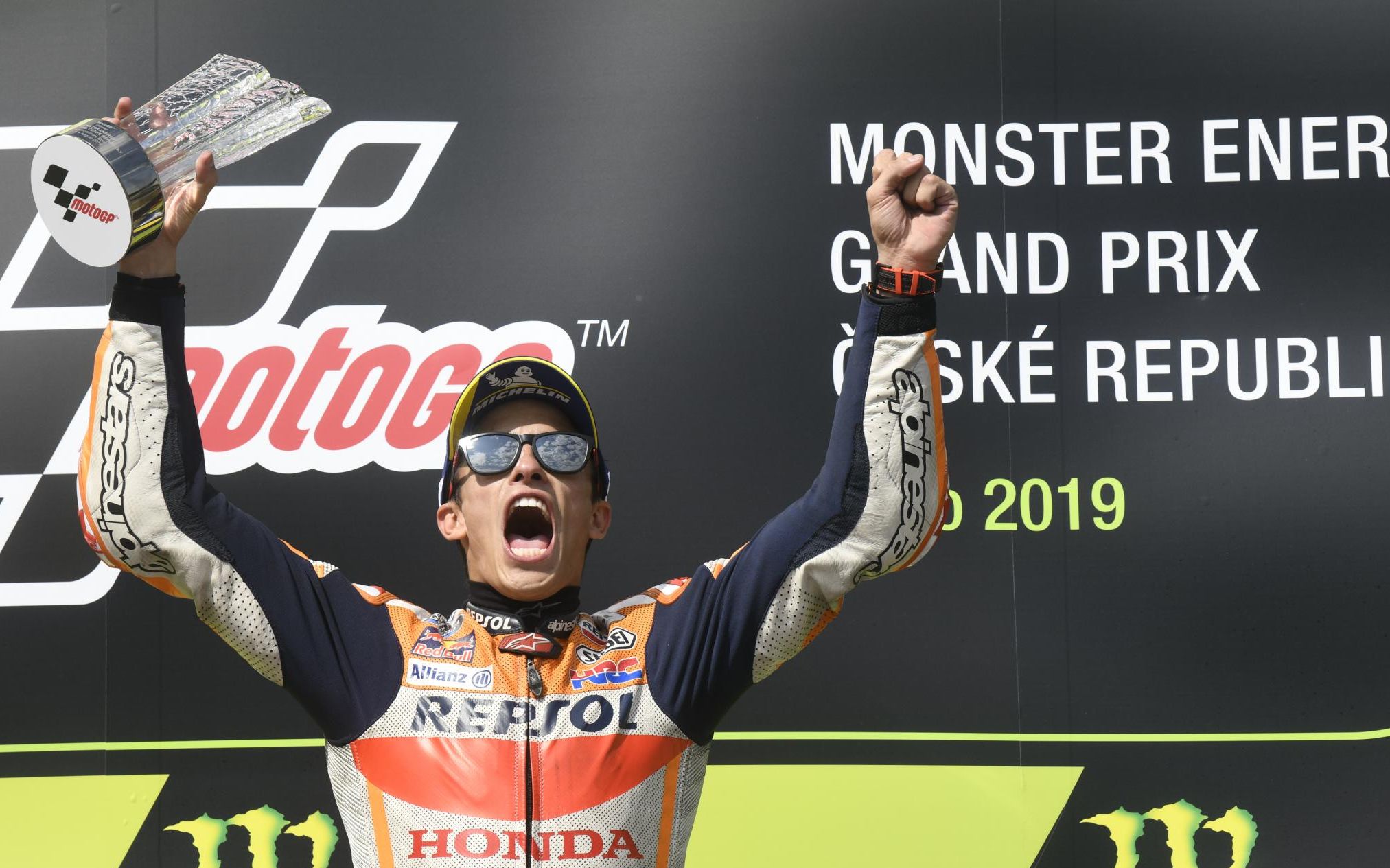 【2019MotoGP】R10捷克:马奎兹拿下职业生涯第50冠,独走积分榜!Dovi米勒双双登台哔哩哔哩bilibili