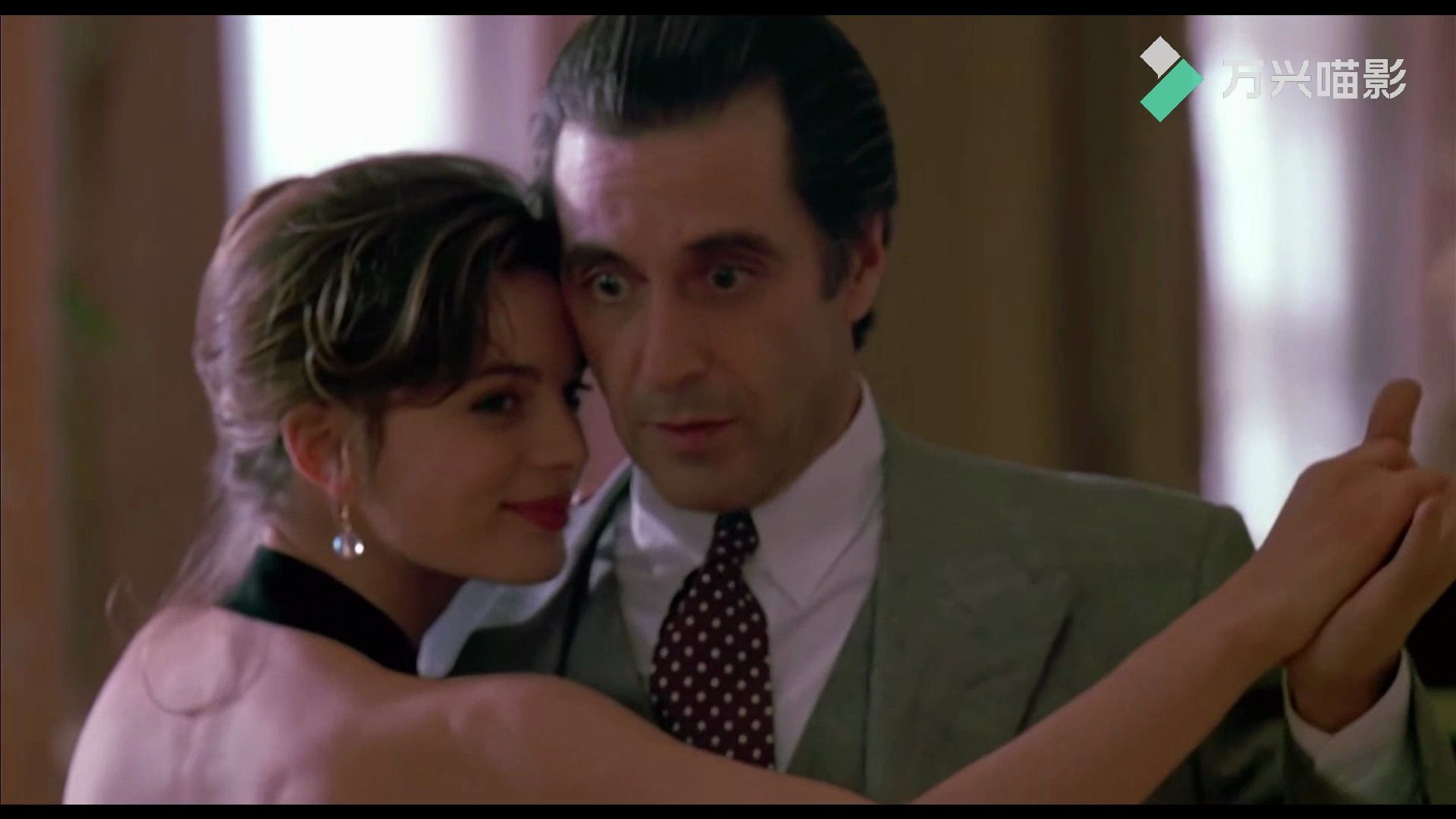 闻香识女人咱今天整个优雅的我好中意的一步之遥