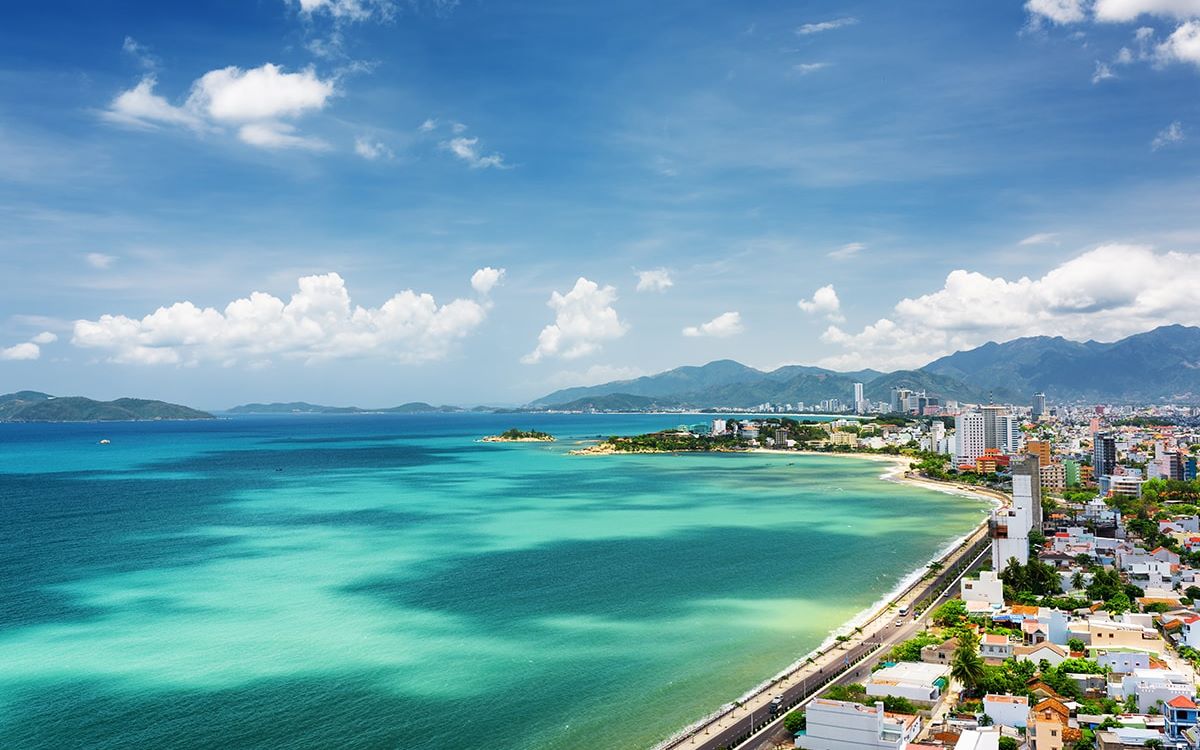 越南旅游【芽庄市:梦幻和安平的海滩城】