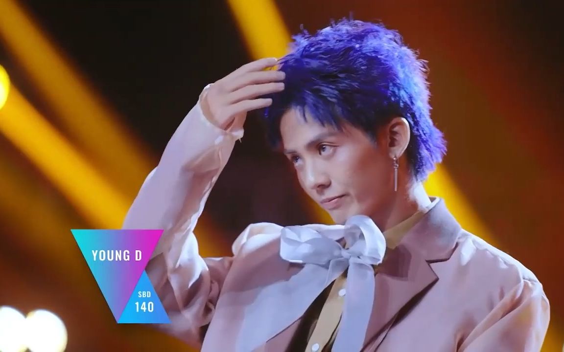 [图]越南版创造101男团选秀第8期歌曲 Ngôi Sao Băng - F5 Ft. Khổng Tú Quỳnh _ Vote For Five