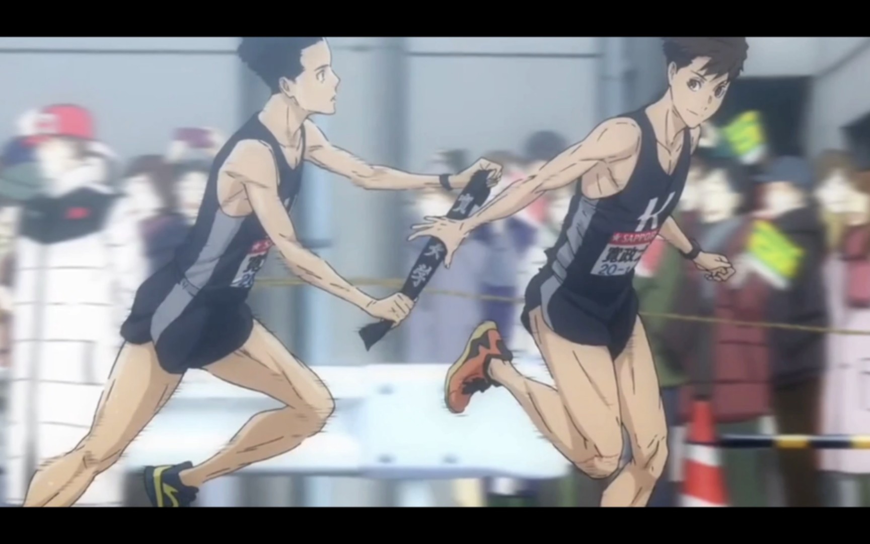 「强风吹拂」疾风再起 奔跑不息